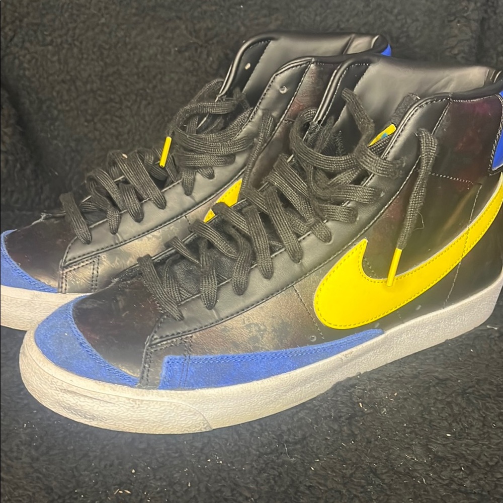 Nike Blue Black High-Top Sneakers blazers